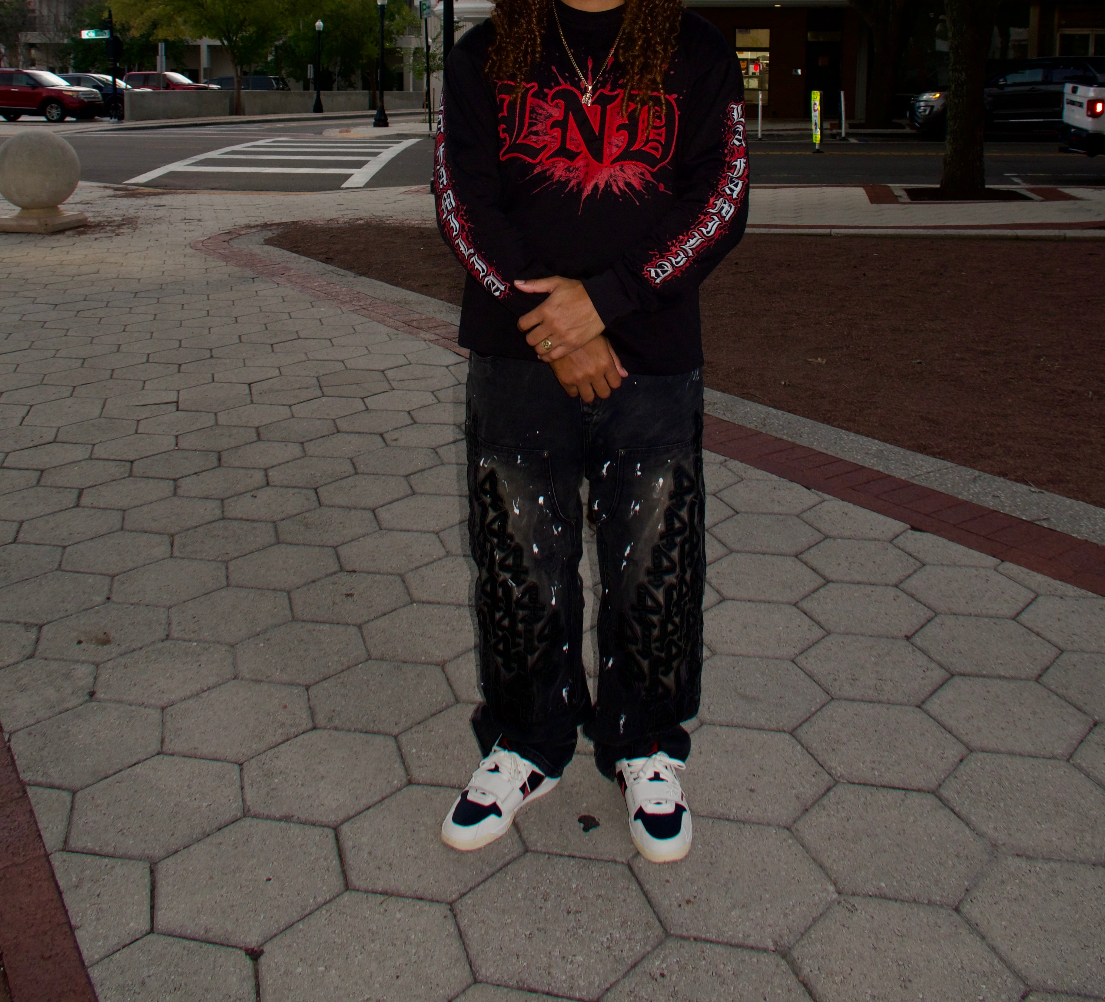 LND “FAMILY TIES” Longsleeve