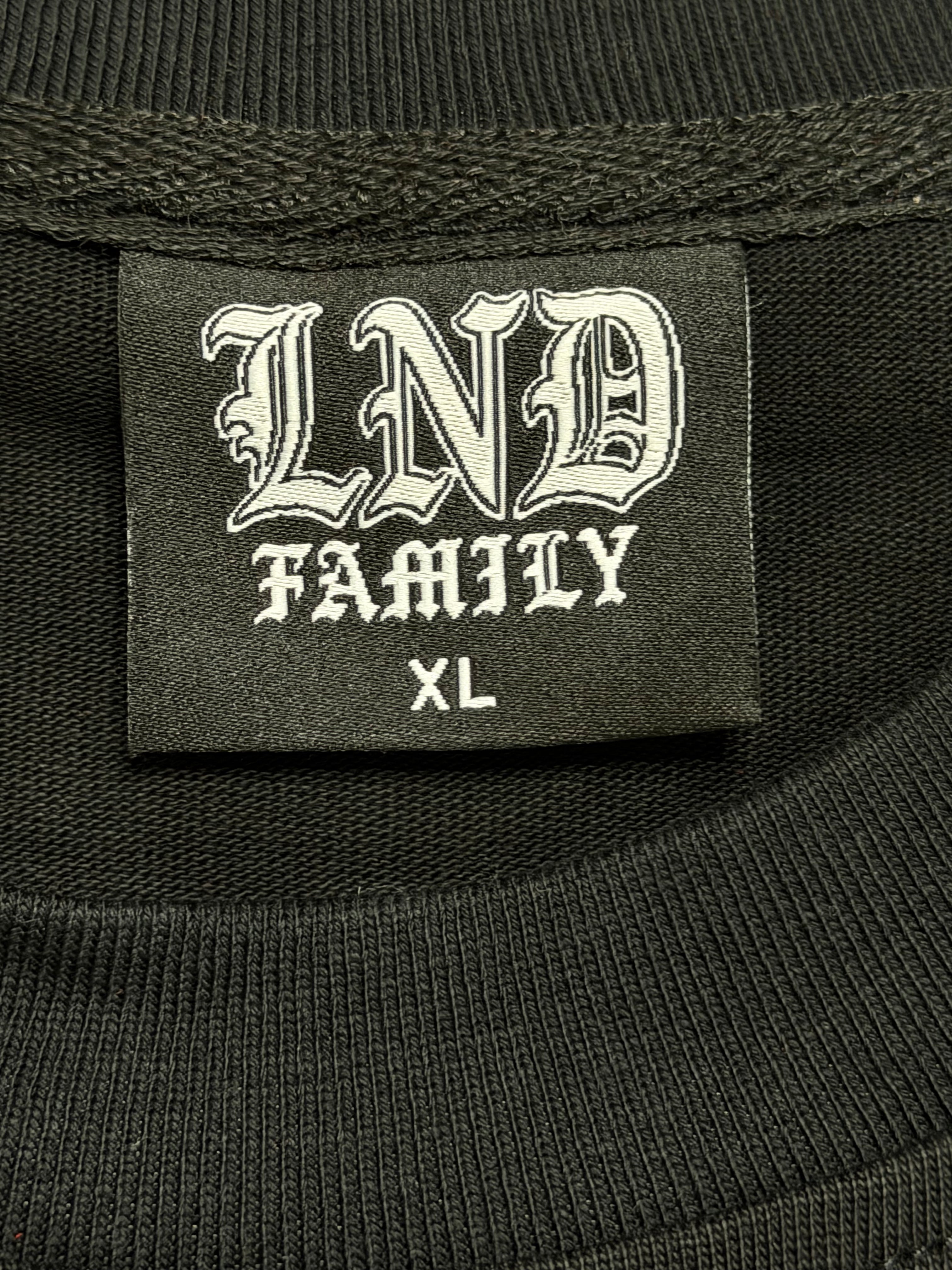 LND “FAMILY TIES” Longsleeve